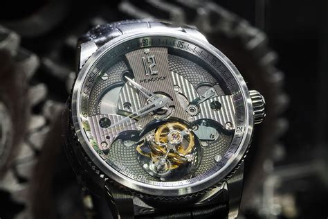 tourbillon explained.